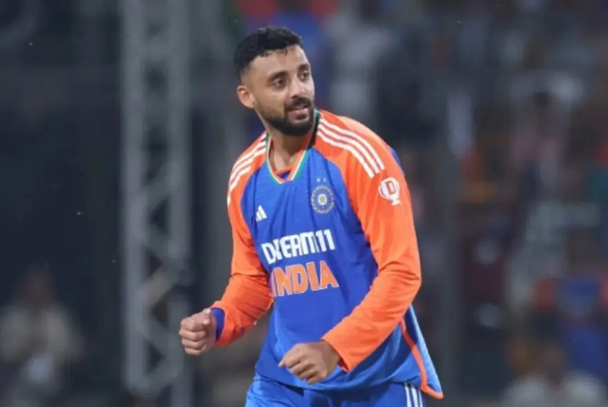 ইংলেণ্ডৰ বিৰুদ্ধে এদিনীয়া শৃংখলাৰ বাবে দলত প্ৰৱেশ এইগৰাকী দুধৰ্ষ স্পীনাৰৰ