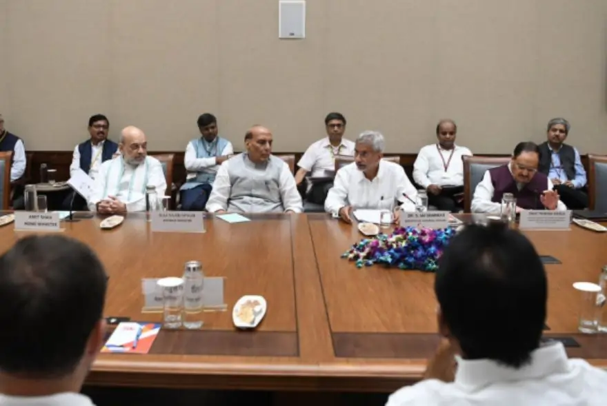 ৰাজনাথ সিঙৰ অধ্যক্ষতাত আজি ১১ বজাত সৰ্বদলীয় বৈঠক...