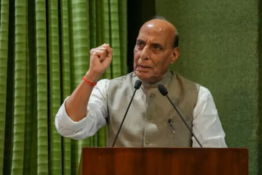 পাকিস্তানৰ বিৰুদ্ধে আন এক ব্যৱস্থা লোৱাৰ বাৰ্তা দিলে ৰাজনাথ সিঙে