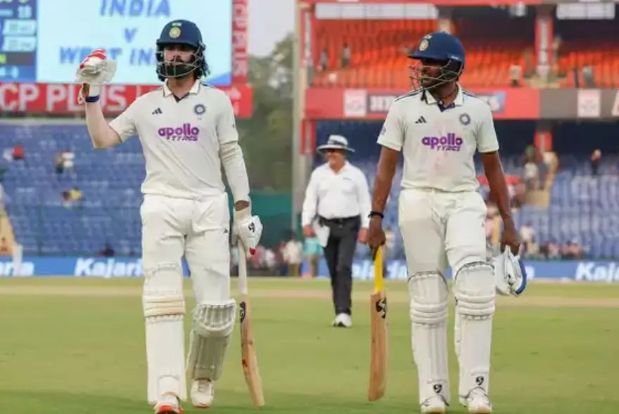 দিল্লীত জয়ৰ কাষ চাপিছে টিম ইণ্ডিয়া