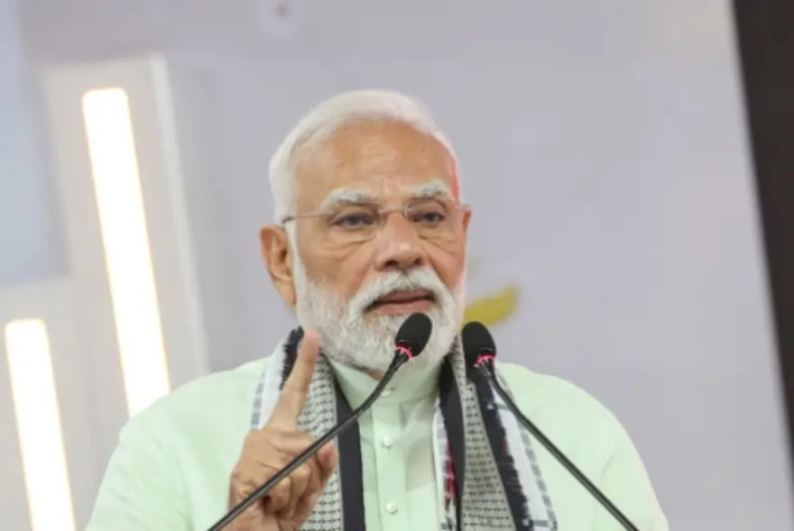 কৃষকক প্ৰধানমন্ত্ৰী মোদীয়ে দিলে হাজাৰ কোটি টকাৰ উপহাৰ…