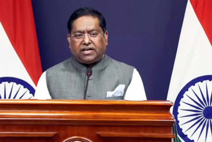ৰাছিয়াৰ পৰা তেল ক্ৰয় নকৰাৰ ড’নাল্ড ট্ৰাম্পৰ দাবীক ভাৰতৰ প্ৰত্যুত্তৰ