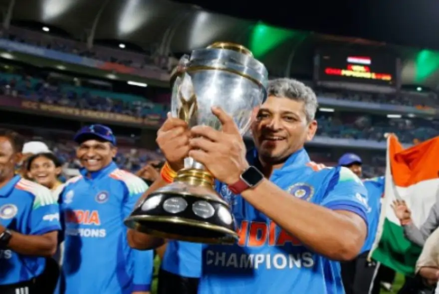 চিনেমা যেন লগা এক কাহিনী… ভাৰতীয় মহিলা দলৰ বিশ্ব জয়ৰ পাছত চৰ্চিত আমোল মজুমদাৰ