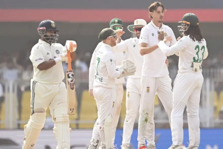 শৃংখলা হেৰুওৱাৰ আশংকাত ভাৰতীয় দল; বলিঙৰ পিছত বেটিঙতো শোচনীয় প্ৰদৰ্শন