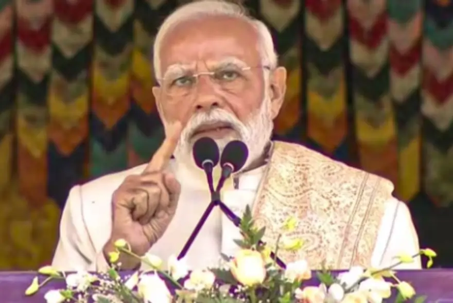 কাকো ৰেহাই দিয়া নহ’ব… ভূটানৰ পৰাই প্ৰধানমন্ত্ৰী মোদীৰ হুংকাৰ