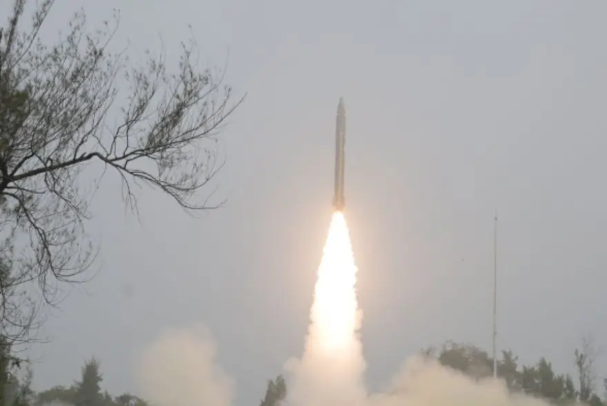 DRDO ৰ ডাঙৰ সফলতা; একেটা লঞ্চাৰৰ পৰাই দুটা ‘প্ৰলয়’ মিছাইলৰ নিক্ষেপ