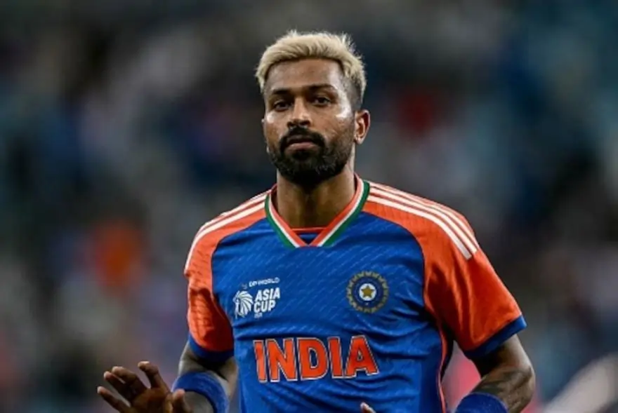 হাৰ্দিক পাণ্ডিয়াই ৰচিলে ইতিহাস, এই কৃতিত্ব অৰ্জন কৰা প্ৰথমজন অল-ৰাউণ্ডাৰ