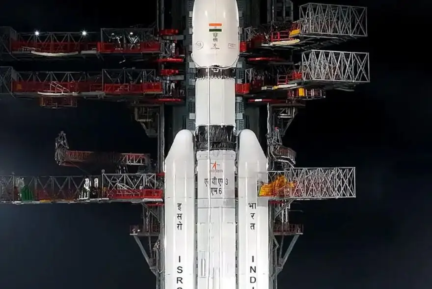 ইছৰোৰ বাহুবলী ৰকেটে উৎক্ষেপণ কৰিব আমেৰিকাৰ আটাইতকৈ গধুৰ যোগাযোগ উপগ্ৰহ