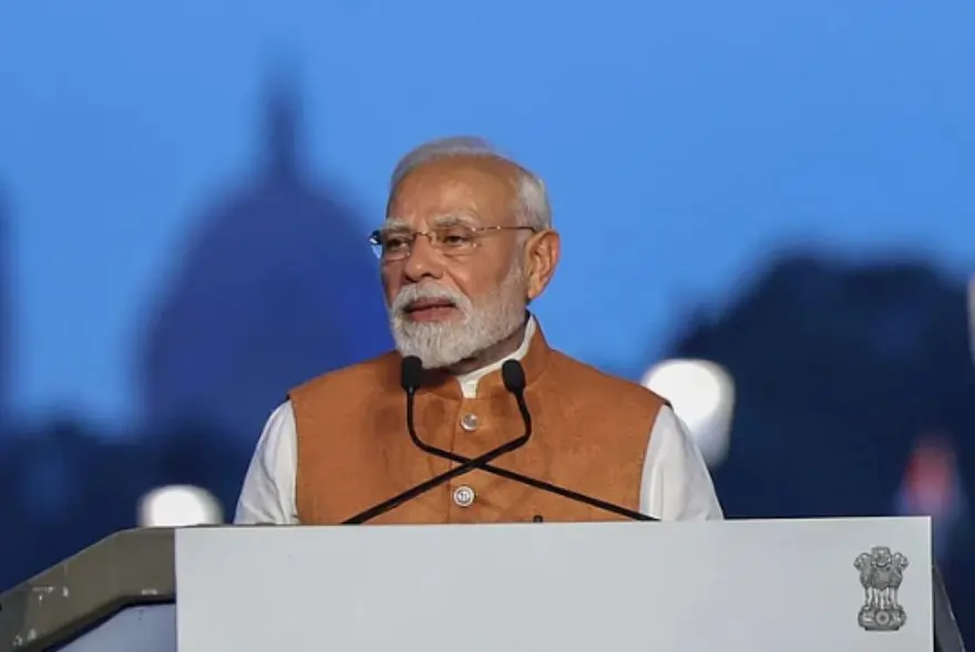 প্ৰতিৰক্ষা ৰপ্তানিৰ ক্ষেত্ৰত উজ্বলিছে ভাৰত, প্ৰধানমন্ত্ৰী মোদীয়ে দিলে সফলতাৰ হিচাপ