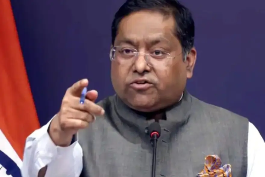 পাকিস্তানৰ মিথ্যাচাৰ উদঙালে ভাৰতে; শ্ৰীলংকাত সাহাৰ্য অভিযানক লৈ কৰিছিল অপপ্ৰচাৰ