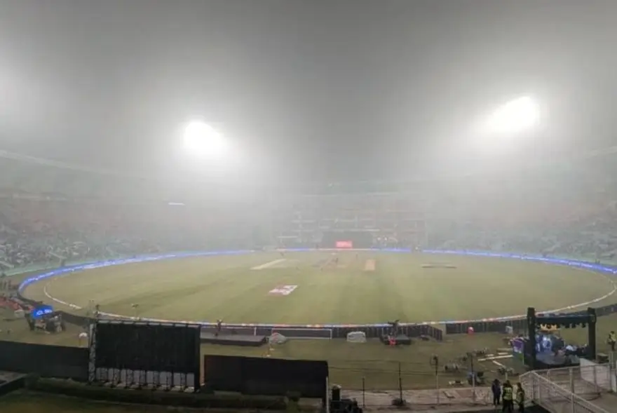 ঘন কুঁৱলীৰ বাবে বাতিল মেচ; অনুষ্ঠিত কৰিব নোৱাৰিলে ভাৰত-আফ্ৰিকাৰ মাজত চতুৰ্থ টি-২০