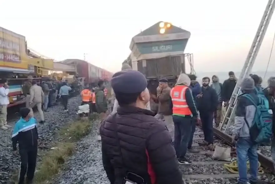 ৰাজধানী এক্সপ্ৰেছৰ খুন্দাত ৭ টা বন্যহস্তীৰ মৃত্যু; ৬ খন ৰে’ল বাতিল