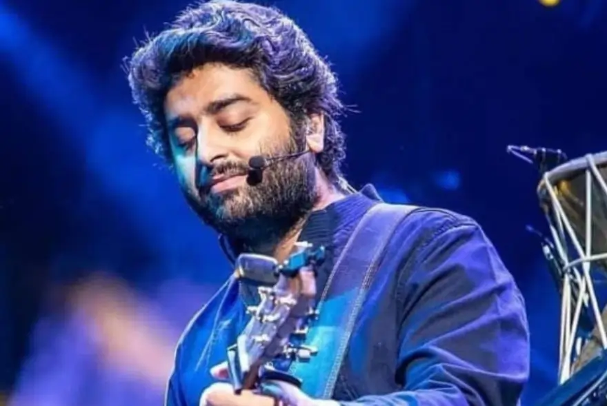 মৰ্মাহত অনুৰাগী : চিনেমাৰ পৰ্দাত আৰু শুনা নাযাব নেকি অনুভৱী কণ্ঠৰ যাদু ?