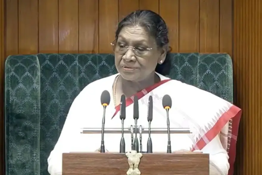 আৰম্ভ সংসদৰ বাজেট অধিৱেশন; ৰাষ্ট্ৰপতি মুৰ্মুৱে দিলে ঐতিহ্য আৰু উন্নয়নৰ বাৰ্তা