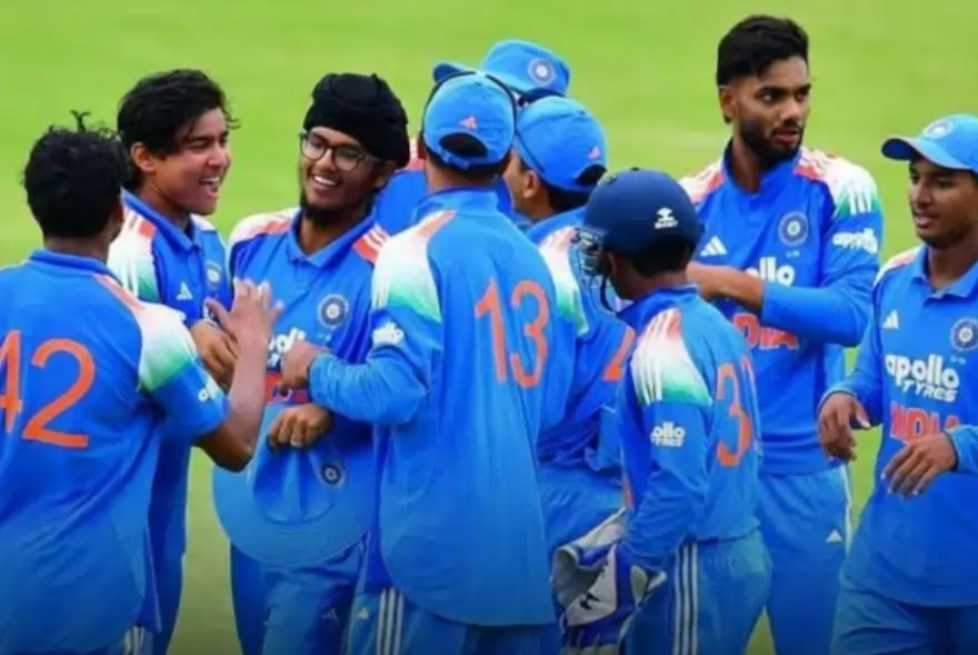 বিশ্বকাপত অপ্ৰতিৰোধ্য ভাৰতীয় দল, বৈভৱ-বিহানৰ ধুমুহাত ২০৪ ৰানত পৰাস্ত জিম্বাবুৱেক
