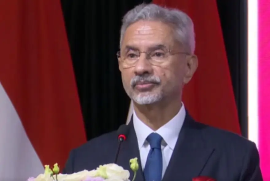 ভেনিজুৱেলাৰ শেহতীয়া পৰিস্থিতিক লৈ ভাৰতৰ ডাঙৰ মন্তব্য… কি ক’লে জয়শংকৰে ?