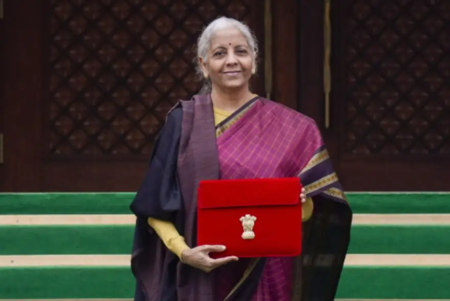 দেশত তিনিখন আয়ুৰ্বেদ প্ৰতিষ্ঠান আৰু ডিজাইন ইনষ্টিটিউট… বাজেটত শিক্ষা খণ্ডই কি লাভ কৰিলে ?