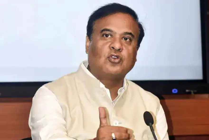 ‘মিঞা মানেই অবৈধ,মিঞাই কষ্ট পাই থাকিব লাগিব’; মুখ্যমন্ত্ৰী