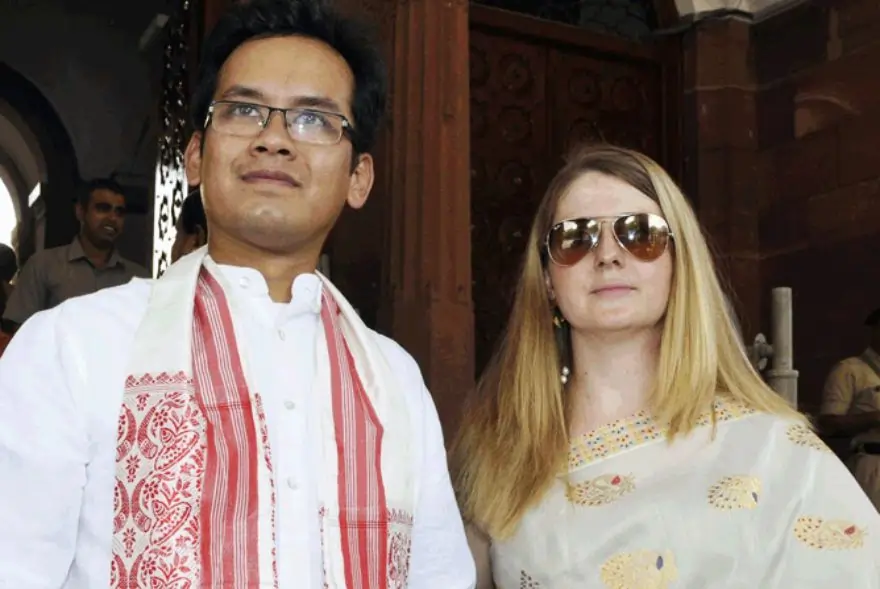 এলিজাবেথ ক’লবাৰ্ণ গগৈয়ে পাকিস্তানলৈ প্ৰেৰণ কৰিছিল IBৰ গোপন ৰিপ'ৰ্ট! বিস্ফোৰক তথ্য ফাদিল