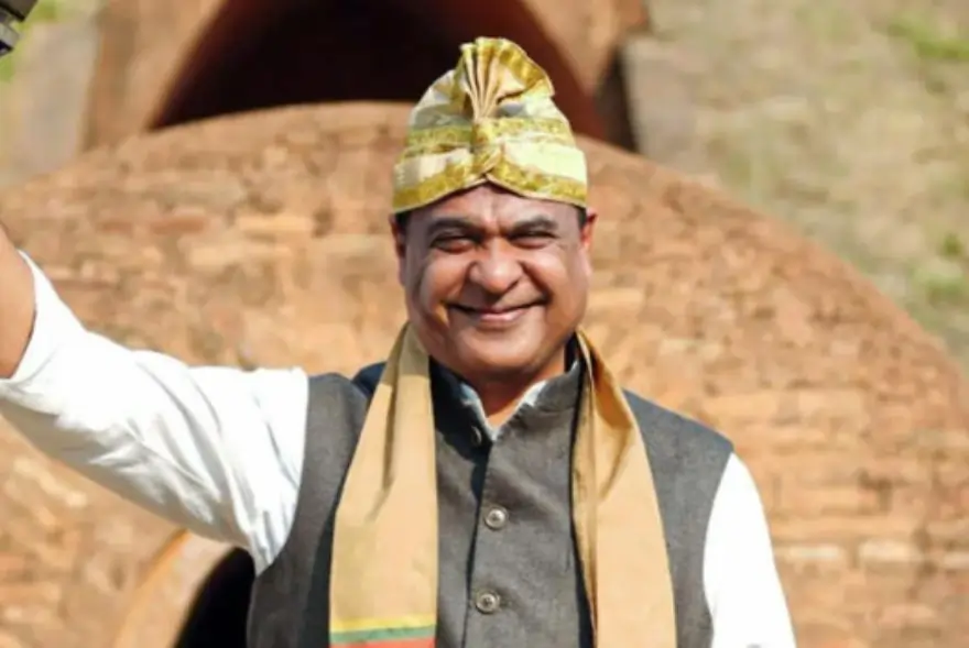 'কংগ্ৰেছৰ সময়ত CM হোৱা হ’লে কাললৈ কলংক ৰৈ গ'লহেতেন': হিমন্ত বিশ্ব শৰ্মা
