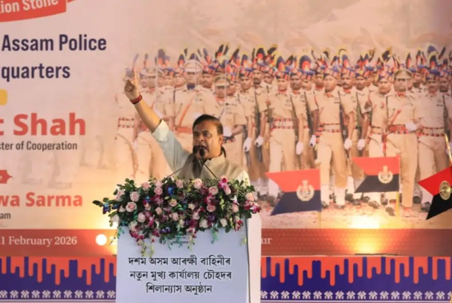 এতিয়া অসমক কোনেও ৰঙা চকু দেখুৱাব নোৱাৰিবঃ কচুতলীৰ পৰা অবৈধ বাংলাদেশীক হুংকাৰ মুখ্যমন্ত্ৰীৰ