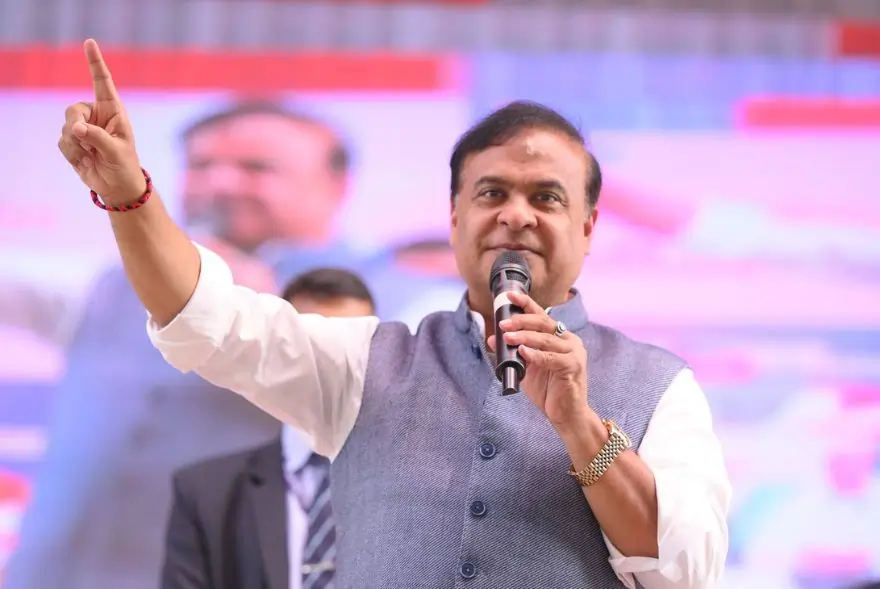 ‘মিঞা বুলি মুছলমানক অত্যাচাৰ নকৰিব’; শিৱসাগৰত মুখ্যমন্ত্ৰীৰ ডাঙৰ মন্তব্য
