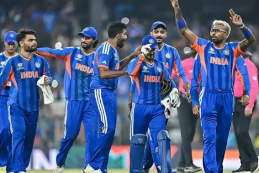 আজি টিম ইণ্ডিয়াই খেলিব ২ খনকৈ মেচ, দুয়োখনেই নিৰ্ণয় কৰিব চলিত টি-২০ বিশ্বকাপৰ ভৱিষ্যত!