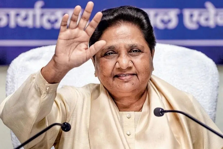 "একলা চলো" নীতিৰে উত্তৰ প্ৰদেশ বিধানসভা নিৰ্বাচনত অৱতীৰ্ণ হ'ব বি এছ পি; মায়াৱতীৰ ডাঙৰ ঘোষণা