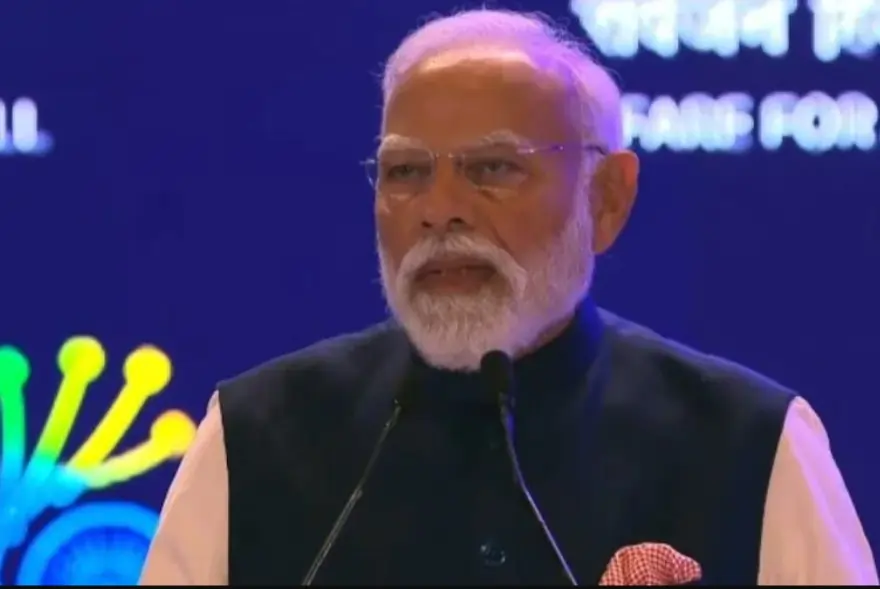 ‘এআইক যি দিশলৈকে নিয়া হয়, সেয়াই আমাৰ ভৱিষ্যত হ’ব’; প্ৰধানমন্ত্ৰী মোদী