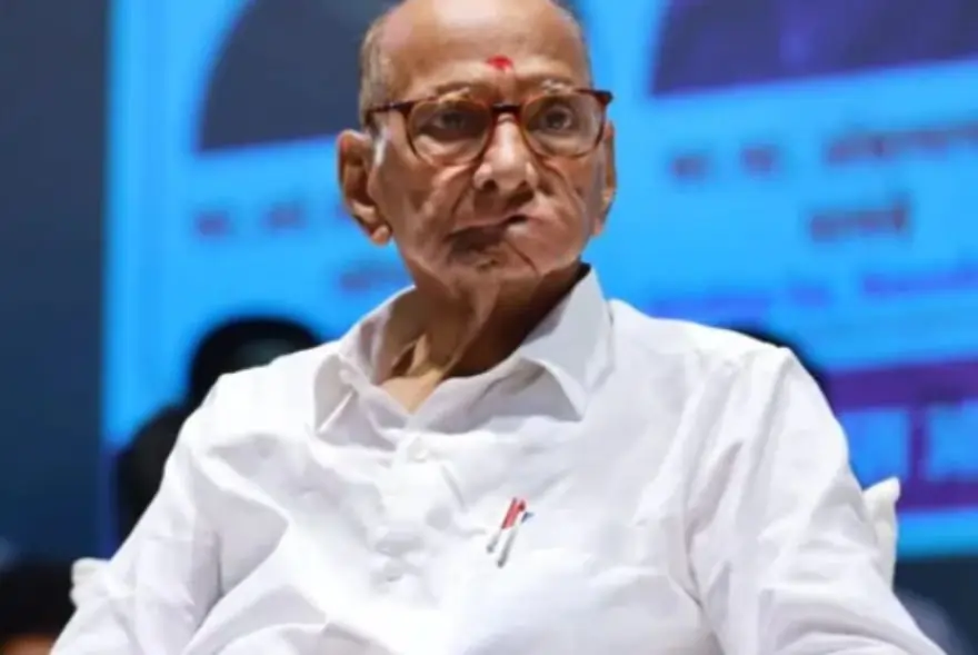 হঠাৎ অৱনতি বৰ্ষীয়ান নেতা শাৰদ পাৱাৰৰ স্বাস্থ্য, চিকিৎসালয়ত ভৰ্তি