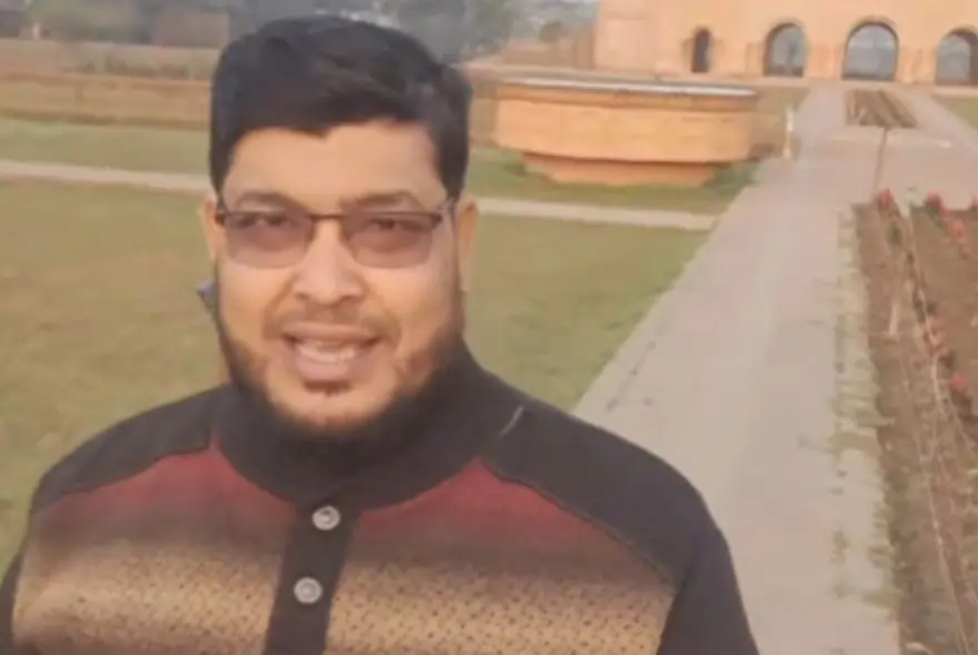‘শিৱসাগৰৰ পৰা মিঞাক খেদিব নোৱাৰিব’; ৰংঘৰৰ বাকৰিত থিয় হৈ অসমীয়াক চেলেঞ্জ মিঞাৰ
