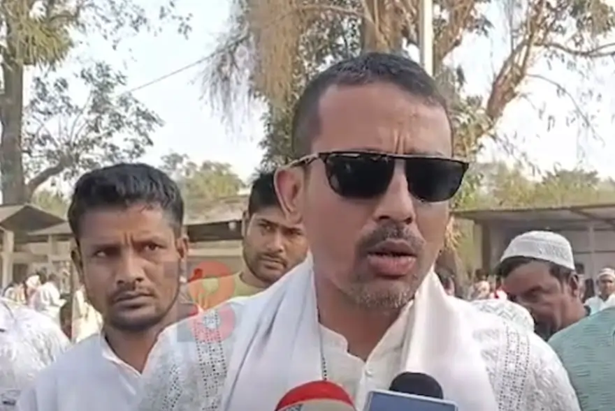 ‘যদি পাকিস্তানৰ সৈতে সম্পৰ্ক নাই তেন্তে স্পষ্টীকৰণ দিয়ক’; গৌৰৱ গগৈক লৈ শৃংখল চলিহাৰ বিস্ফোৰক মন্তব্য