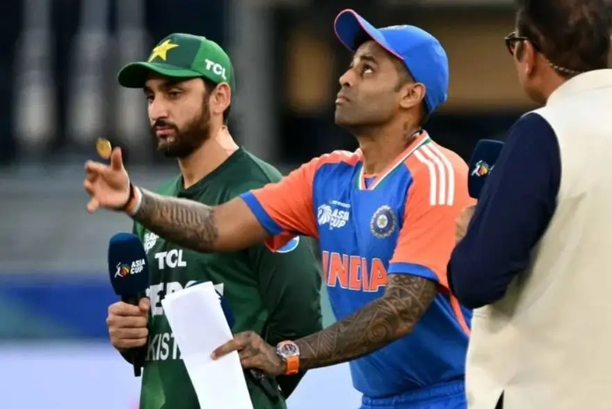 ভাৰত-পাকিস্তানৰ খেলত খলনায়ক হ’ব পাৰে বৰষুণ; শ্ৰীলংকাৰ বতৰ বিজ্ঞান বিভাগৰ সতৰ্কবাণী জাৰি