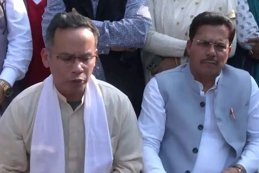 ‘যদি কিবা ভুল কৰিছো, তেন্তে সৰু ভাই বুলি মাফ কৰি দিব’; ভূপেন বৰাক গৌৰৱ গগৈয়ে বিচাৰিলে ক্ষমা
