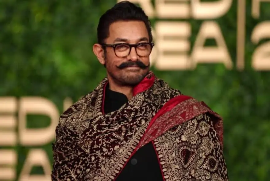 অনুৰাগীক আমিৰ খানে দিলে ভালখবৰ; দীৰ্ঘদিনীয়া বিৰতিৰ অন্তত অভিনয়লৈ প্ৰত্যাৱৰ্তন