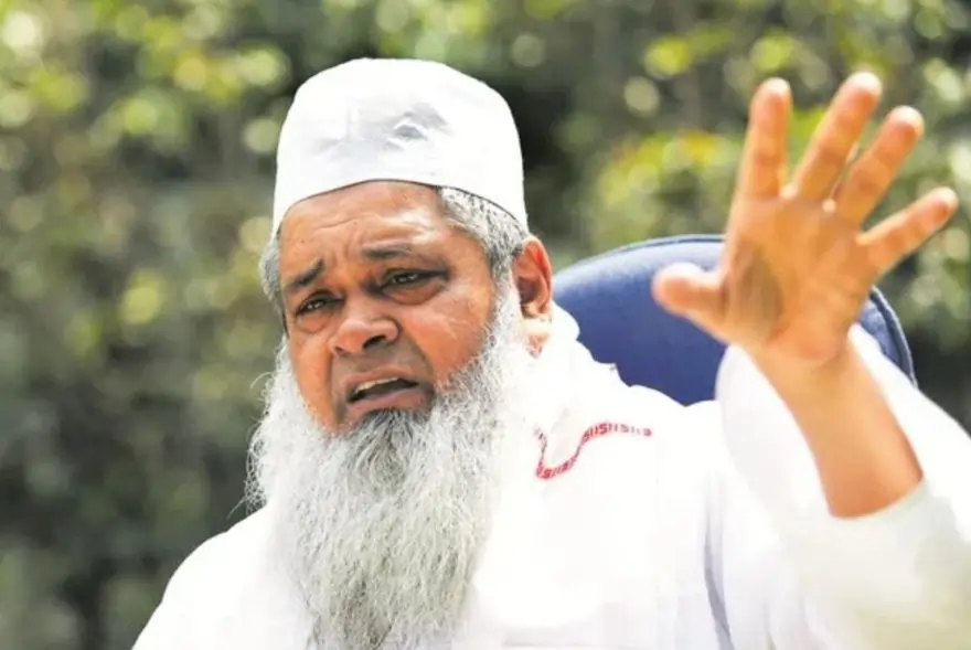 ‘কংগ্ৰেছে আমাক সংগ দিলে বিজেপিক অসমৰ পৰা বাহিৰ কৰিব পাৰিলো হয়’; বদৰুদ্দিন আজমল