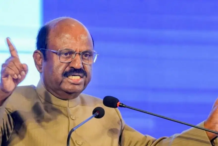 পশ্চিম বংগত নিৰ্বাচনৰ পূৰ্বে ডাঙৰ আলোড়ন; ৰাজ্যপাল চি ভি আনন্দ বসুৰ পদত্যাগ
