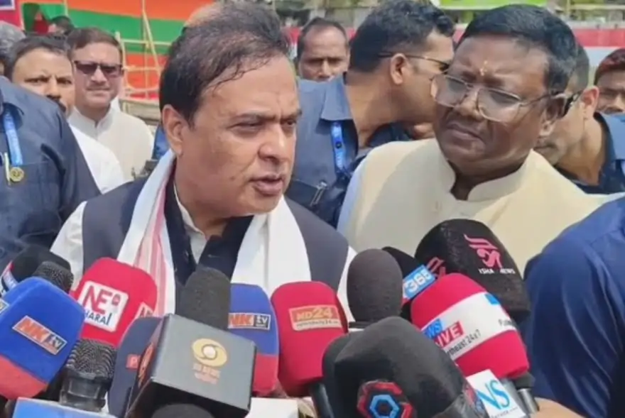 অহা জনমতো বৰপেটা মেডিকেলৰ নাম সলনি কৰিব নোৱাৰেঃ গৌৰৱ গগৈক প্ৰত্যাহ্বান মুখ্যমন্ত্ৰীৰ