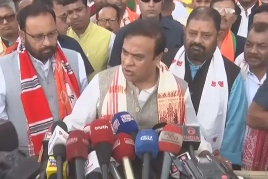 পাকিস্তানত মনোনয়ন দিয়া হ’লে বেছি ভোট পালেহেঁতেন গৌৰৱ গগৈয়েঃ মুখ্যমন্ত্ৰীৰ কটাক্ষ