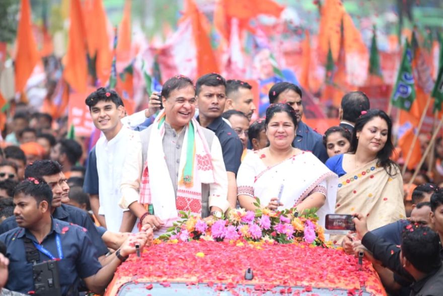 তীব্ৰতৰ হৈ পৰিছে নিৰ্বাচনী যুঁজঃ কোন প্ৰাৰ্থীয়ে কোন সমষ্টিৰ বাবে দিলে মনোনয়ন ?