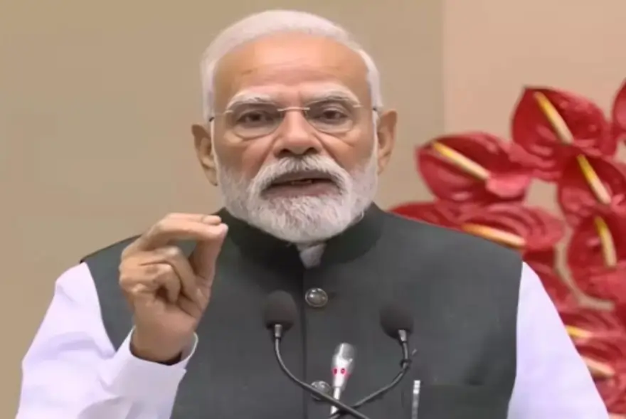 ‘ক’ভিডৰ সময়ৰ দৰে এই সংকটো আমি অতিক্ৰম কৰিম’; মধ্য প্ৰাচ্যৰ উত্তেজনাক লৈ প্ৰধানমন্ত্ৰীৰ ডাঙৰ মন্তব্য