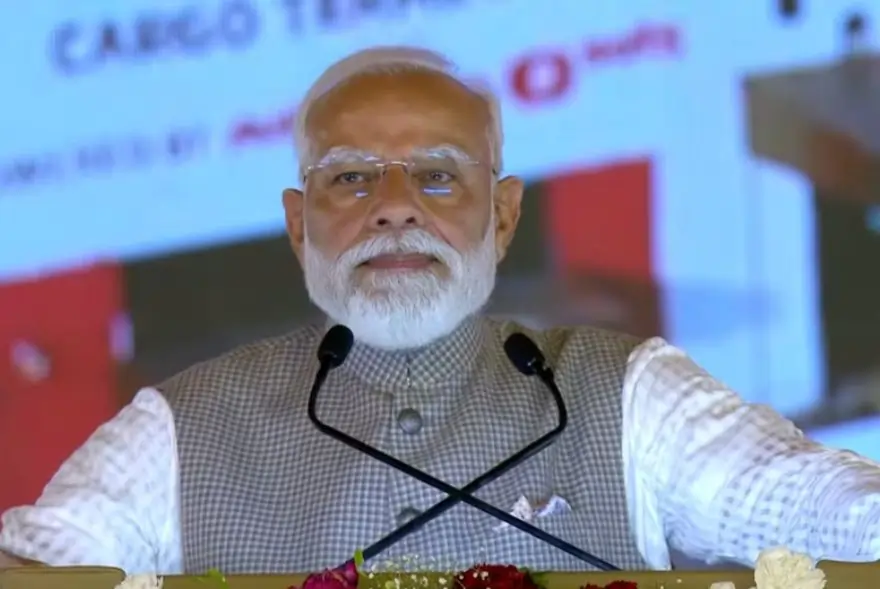 ‘আমি উৰাবাতৰিৰ পৰা আঁতৰি থাকিব লাগিব’; দেশবাসীলৈ আহ্বান প্ৰধানমন্ত্ৰী মোদীৰ