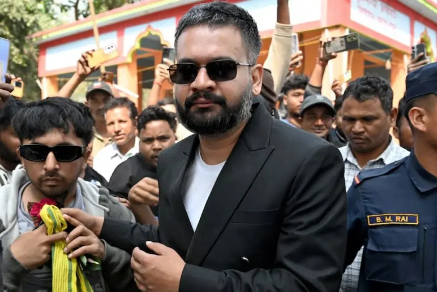 নেপালত হ’ব ‘Gen Z’ ৰ চৰকাৰ; জ্যেষ্ঠ ৰাজনৈতিক নেতাক পিছ পেলাই বিজয়ৰ দিশে বালেন শ্বাহৰ দল