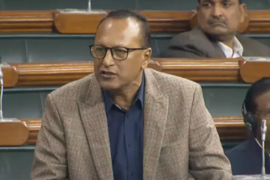 নগাঁৱৰ সাংসদ প্ৰদ্যুৎ বৰদলৈৰ পদত্যাগ গ্ৰহণ লোকসভাৰ অধ্যক্ষৰ