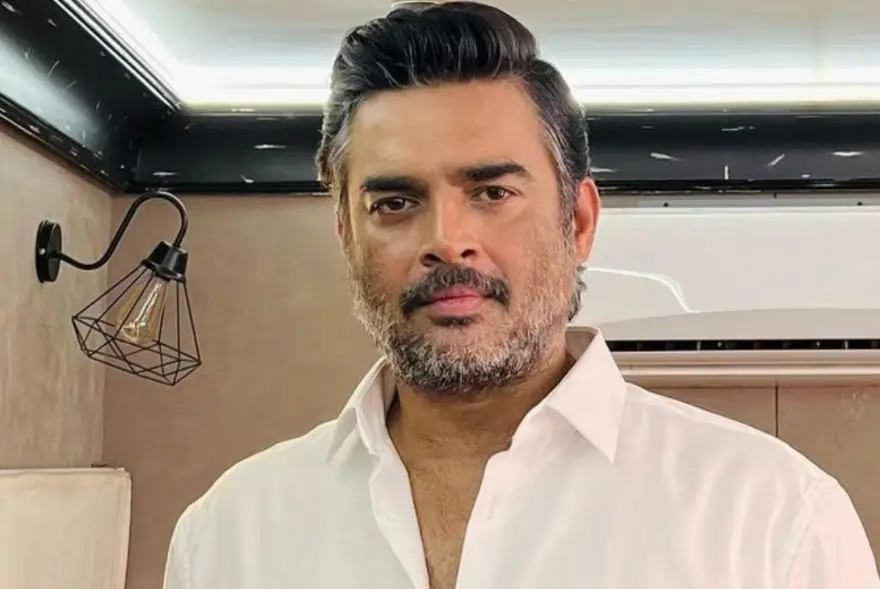 বিতৰ্কৰ মাজত ধূৰন্ধৰ ২; শিখ সম্প্ৰদায়ৰ ওচৰত কিয় ক্ষমা বিচাৰিলে আৰ মাধৱনে?