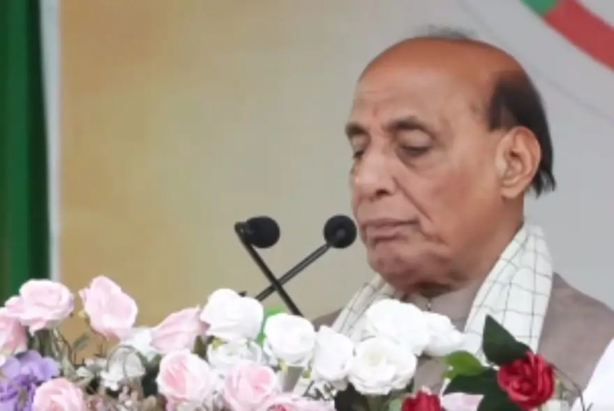 তেজপুৰত প্ৰতিৰক্ষা মন্ত্ৰী ৰাজনাথ সিং, কংগ্ৰেছৰ বিৰুদ্ধে অসমক অৱহেলা কৰাৰ অভিযোগ