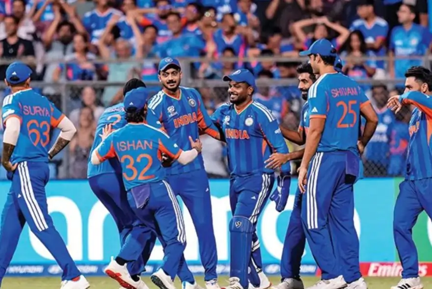 ফাইনেল মেচৰ বাবে আহমেদাবাদত উপস্থিত টিম ইণ্ডিয়া; প্লেয়িং ১১ ত হ’ব নেকি সলনি?