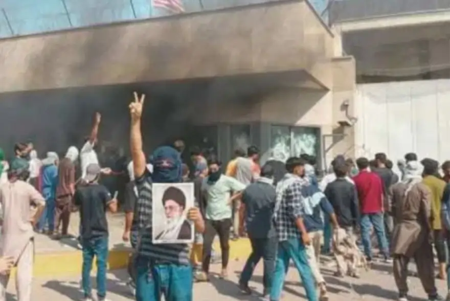 পাকিস্তানস্থিত আমেৰিকাৰ দূতাবাসত ছিয়া মুছলমানৰ ভয়ংকৰ আক্ৰমণ, ৮জনৰ মৃত্যু