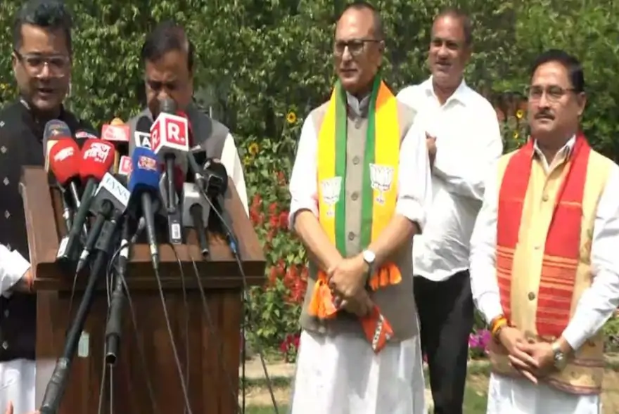 দিল্লীত আনুষ্ঠানিকভাৱে বিজেপিত যোগদান প্ৰদ্যুৎ বৰদলৈৰ