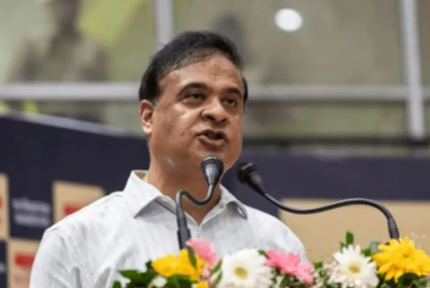 অসম আৰু বংগত সলনি হোৱা জনগাঁথনিক লৈ মুখ্যমন্ত্ৰীৰ শংকা, ভোটাৰক বিশেষ আহ্বান